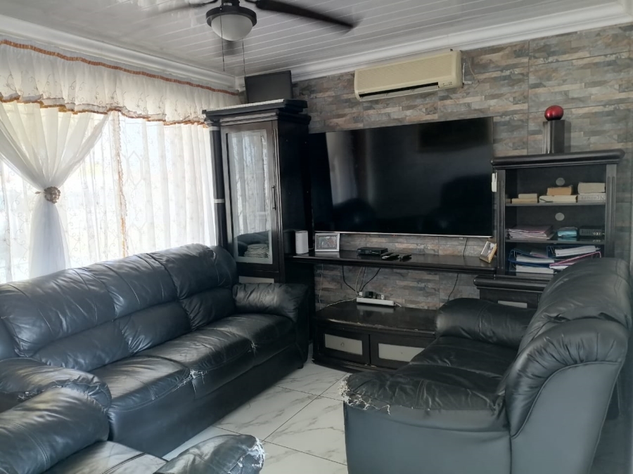 3 Bedroom Property for Sale in Boitekong North West